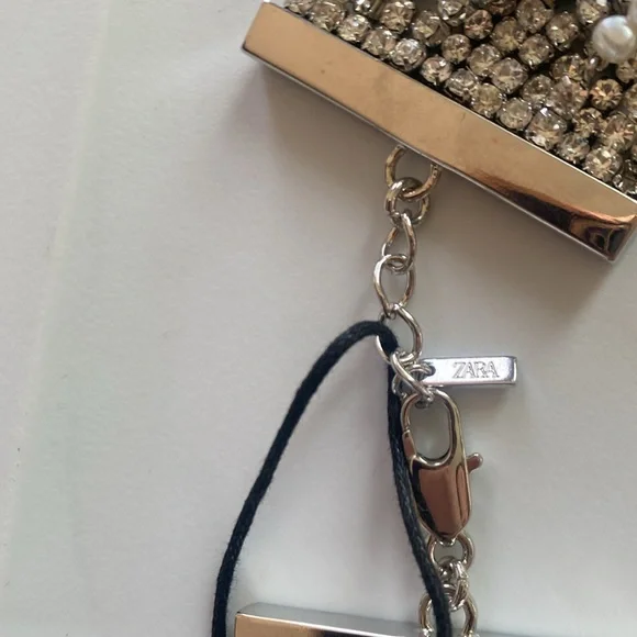 NWT Zara Faux Pearl and Rhinestone Necklace - Picture 5 of 8